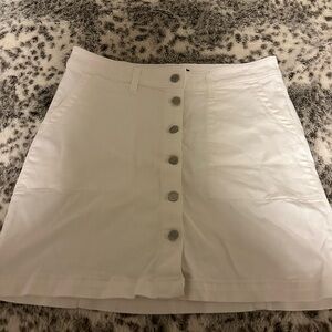 White denim skirt